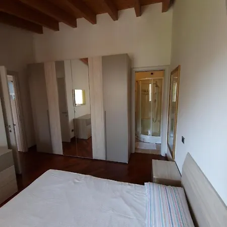 Attico Vista Lago Apartment Desenzano del Garda
